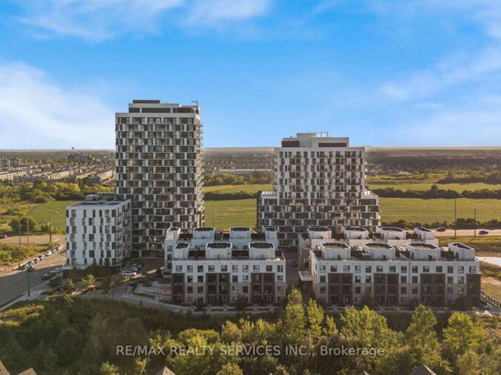 1304 - 345 WHEAT BOOM DRIVE, Oakville, Ontario L6H 7X4