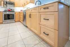 272 JEFF SMITH COURT | Newmarket Ontario | Slide Image Ten