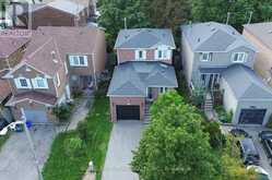 32 MARSHALL CRESCENT | Ajax Ontario | Slide Image Four