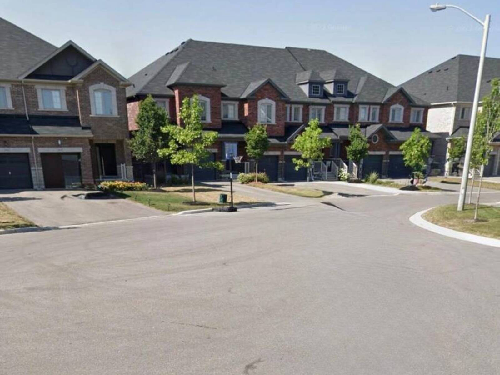 60 ZACHARY PLACE N, Vaughan, Ontario L4H 3S4