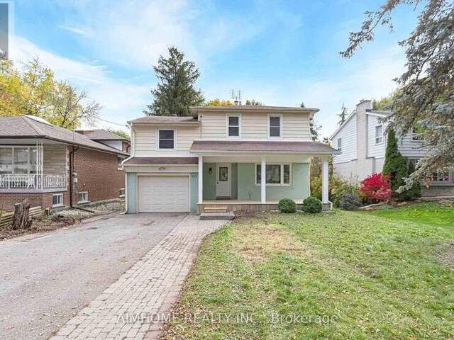 222 RICHMOND STREET Richmond Hill Ontario, L4C 3Y8 - 5 Bedrooms Home For Sale
