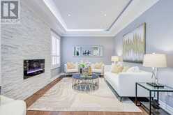 350 COACHWHIP TRAIL | Newmarket Ontario | Slide Image Twelve