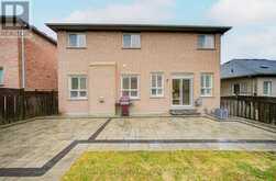 350 COACHWHIP TRAIL | Newmarket Ontario | Slide Image Fifty