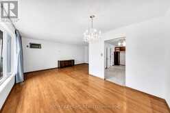 5 CLAREVILLE CRESCENT | Toronto Ontario | Slide Image Nine