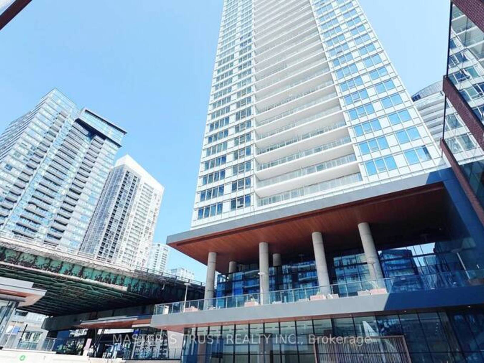 1715 - 17 BATHURST STREET, Toronto, Ontario M5V 0N1