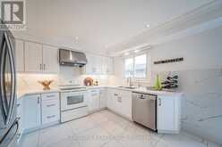 133 RISEBROUGH CIRCUIT | Markham Ontario | Slide Image Ten