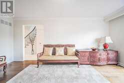 133 RISEBROUGH CIRCUIT | Markham Ontario | Slide Image Seventeen