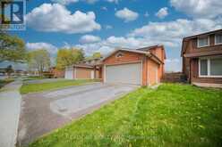 133 RISEBROUGH CIRCUIT | Markham Ontario | Slide Image Three