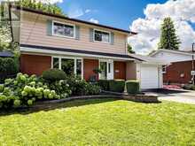 479 BERNHARD CRESCENT | Oshawa Ontario | Slide Image Two