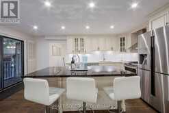 1 TIFFANY GATE | Richmond Hill Ontario | Slide Image Nineteen