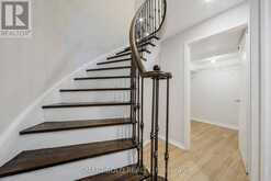 1 TIFFANY GATE | Richmond Hill Ontario | Slide Image Thirty-eight