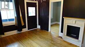 39 GROVE STREET W | Barrie Ontario | Slide Image Eight