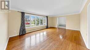 14 MACHAR PLACE | Kingston Ontario | Slide Image Three