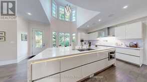 1286 CAMBRIDGE DRIVE | Oakville Ontario | Slide Image Eleven