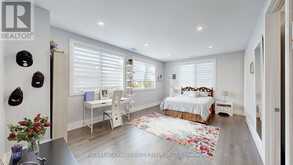 1286 CAMBRIDGE DRIVE | Oakville Ontario | Slide Image Sixteen
