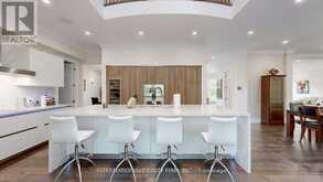 1286 CAMBRIDGE DRIVE | Oakville Ontario | Slide Image Nine