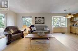 27 HAWTHORNE LANE | Aurora Ontario | Slide Image Fourteen