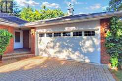 27 HAWTHORNE LANE | Aurora Ontario | Slide Image Seven