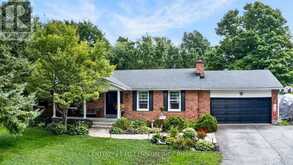 65 MAPLEWOOD DRIVE | Amaranth Ontario | Slide Image Eight