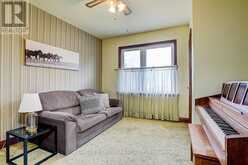 16 AYRE POINT ROAD | Toronto Ontario | Slide Image Eighteen