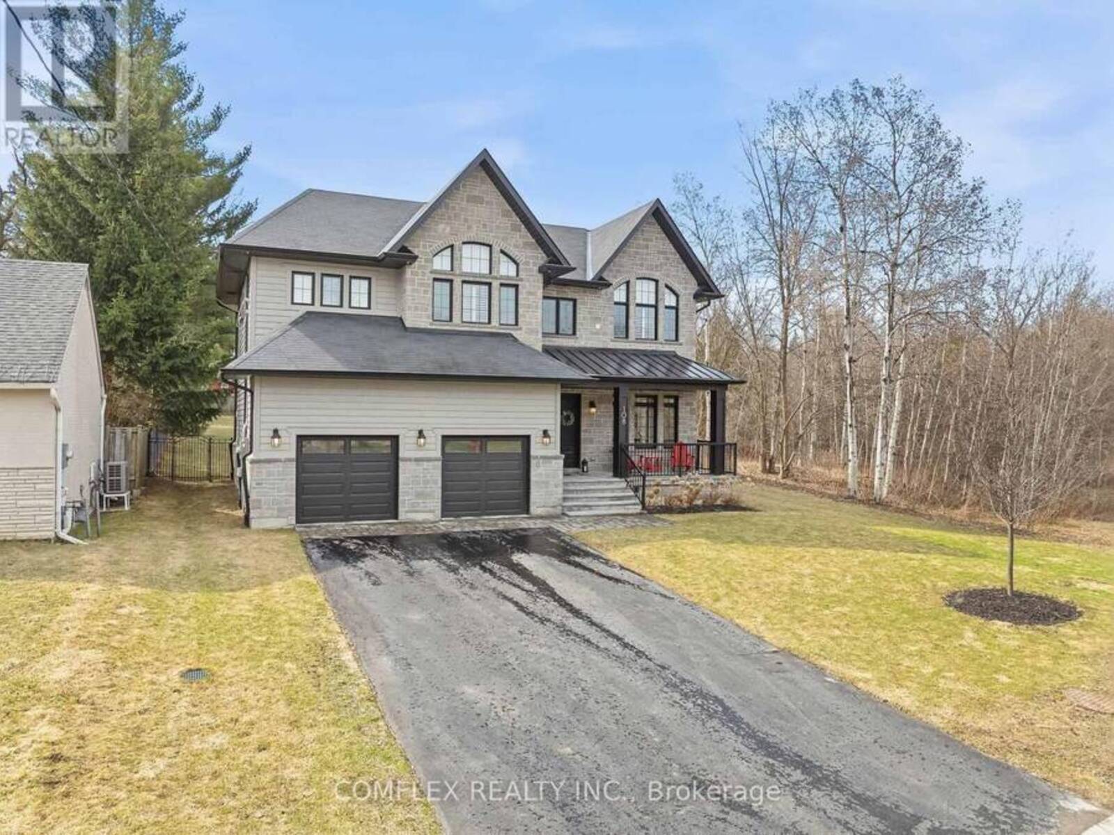 108 AVENUE ROAD, Newmarket, Ontario L3Y 1N3