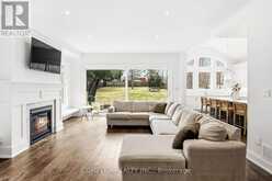 108 AVENUE ROAD | Newmarket Ontario | Slide Image Sixteen