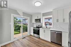 6 WARD DRIVE | Barrie Ontario | Slide Image Eight