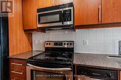 913 - 2885 BAYVIEW AVENUE | Toronto Ontario | Slide Image Thirteen