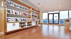 913 - 2885 BAYVIEW AVENUE | Toronto Ontario | Slide Image Thirty