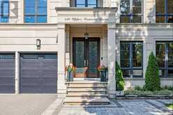 130 UPPER CANADA DRIVE | Toronto Ontario | Slide Image Two