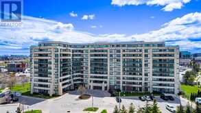 909 - 75 NORMAN BETHUNE AVENUE | Richmond Hill Ontario | Slide Image One