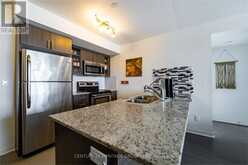 909 - 75 NORMAN BETHUNE AVENUE | Richmond Hill Ontario | Slide Image Eight