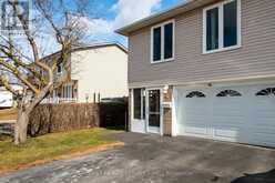 6 GLENRIDGE ROAD | Brampton Ontario | Slide Image Three