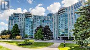 913 - 7805 BAYVIEW AVENUE | Markham Ontario | Slide Image Two