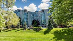 913 - 7805 BAYVIEW AVENUE | Markham Ontario | Slide Image Five