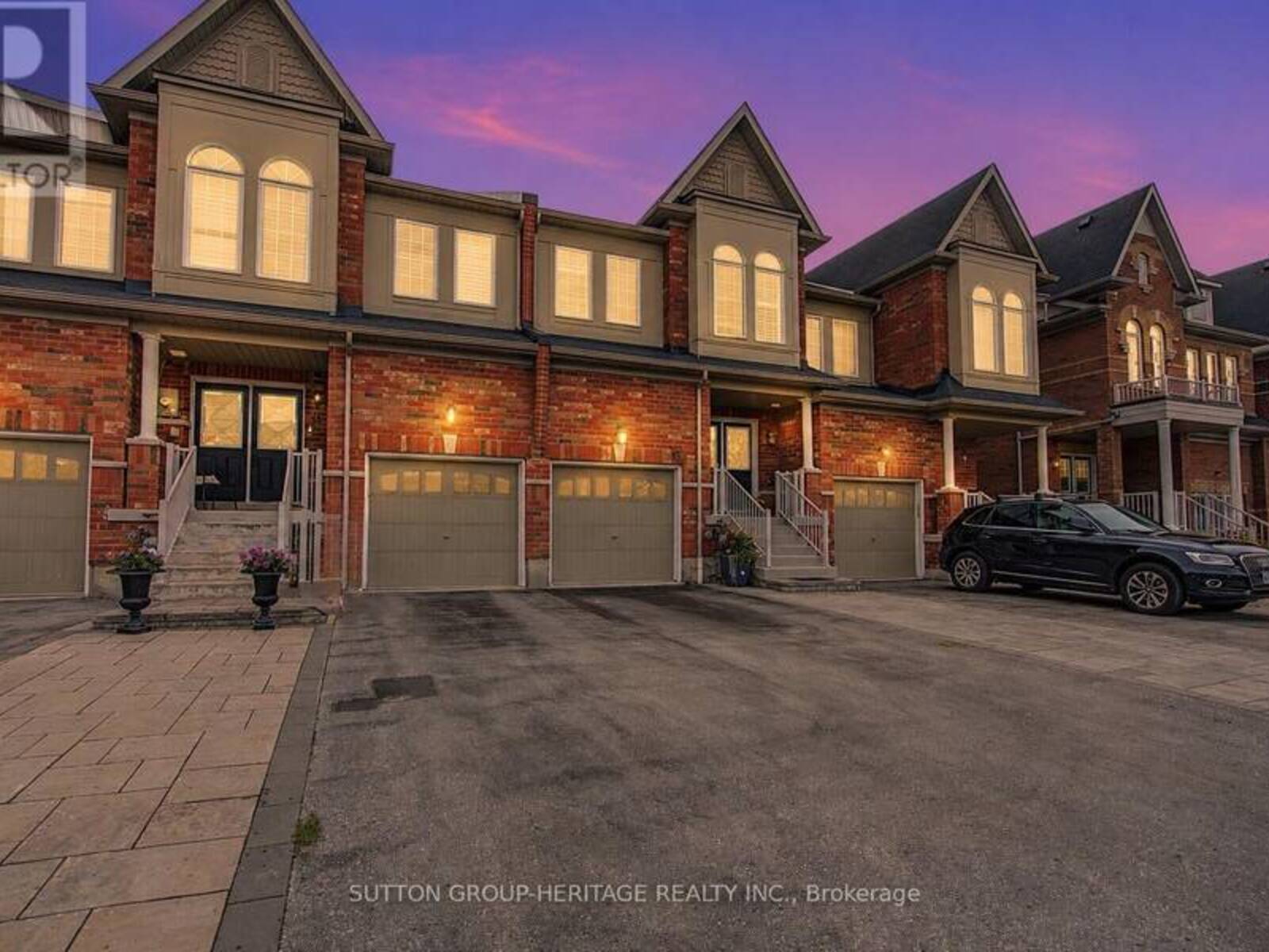 15 CLARINET LANE, Whitchurch-Stouffville, Ontario L4A 0N8