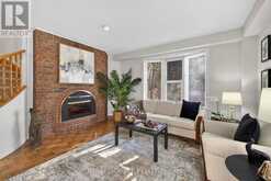 68 CONFEDERATION WAY | Markham Ontario | Slide Image Ten