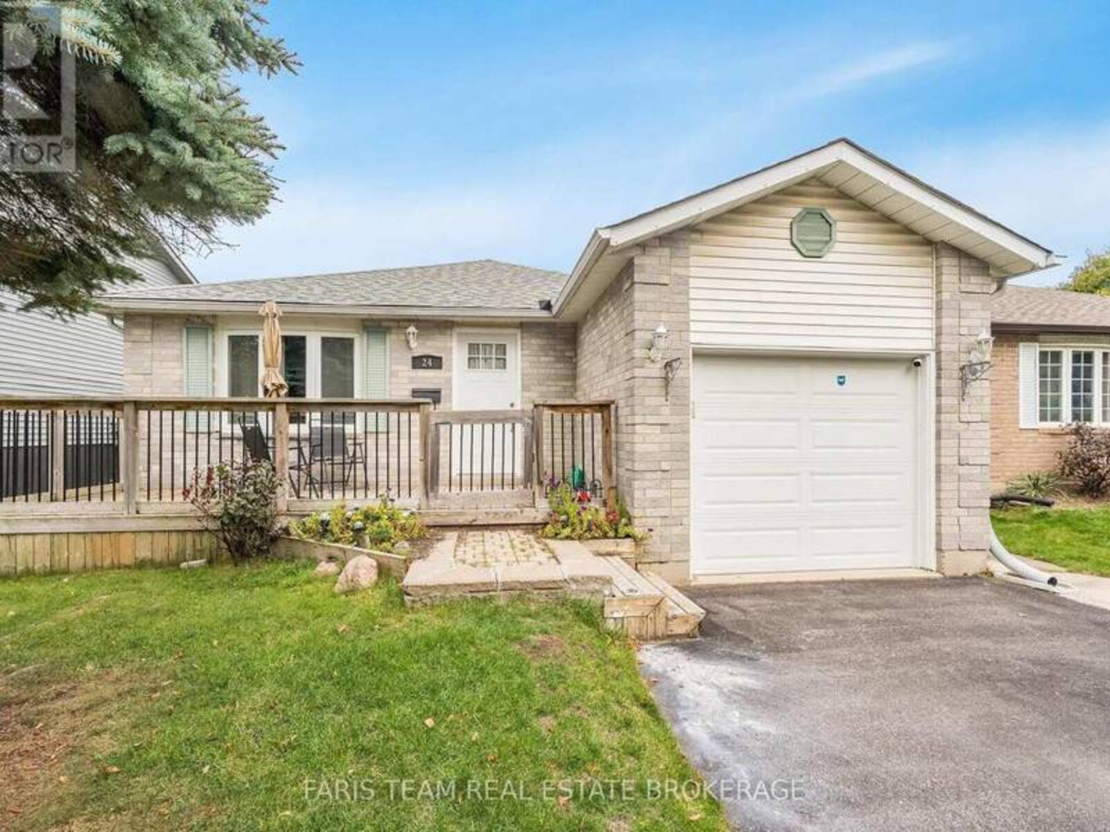 24 LAURIE CRESCENT, Barrie, Ontario L4M 6C7