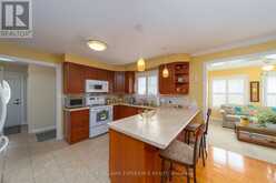 6 VIRGINIA AVENUE | Wasaga Beach Ontario | Slide Image Three