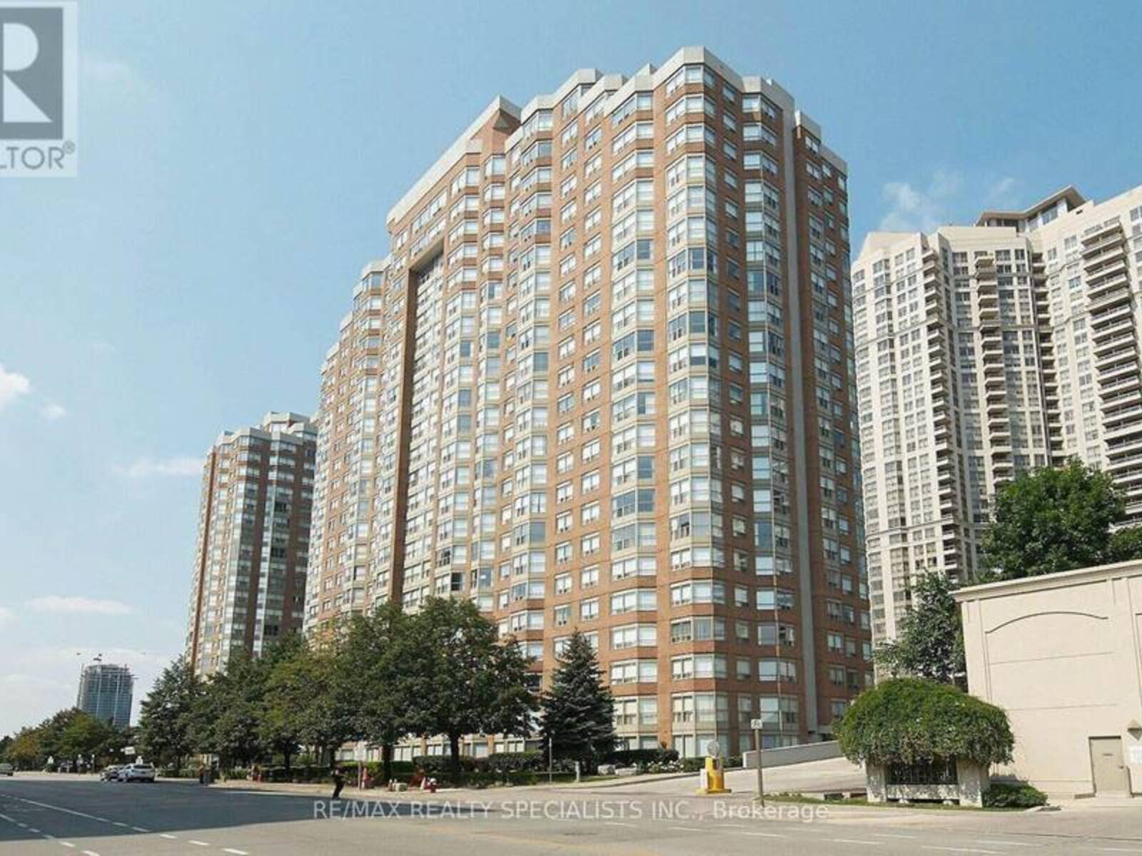 1401 - 335 WEBB DRIVE, Mississauga, Ontario L5B 4A1
