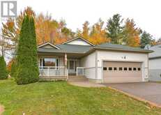 19 SPRINGWOOD CRESCENT | Gravenhurst Ontario | Slide Image Two