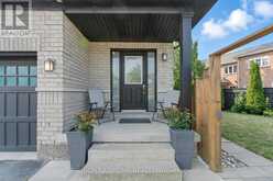 215 CANADA DRIVE | Vaughan Ontario | Slide Image Three