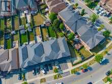 215 CANADA DRIVE | Vaughan Ontario | Slide Image Forty