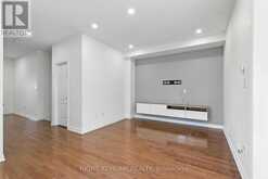 215 CANADA DRIVE | Vaughan Ontario | Slide Image Eight