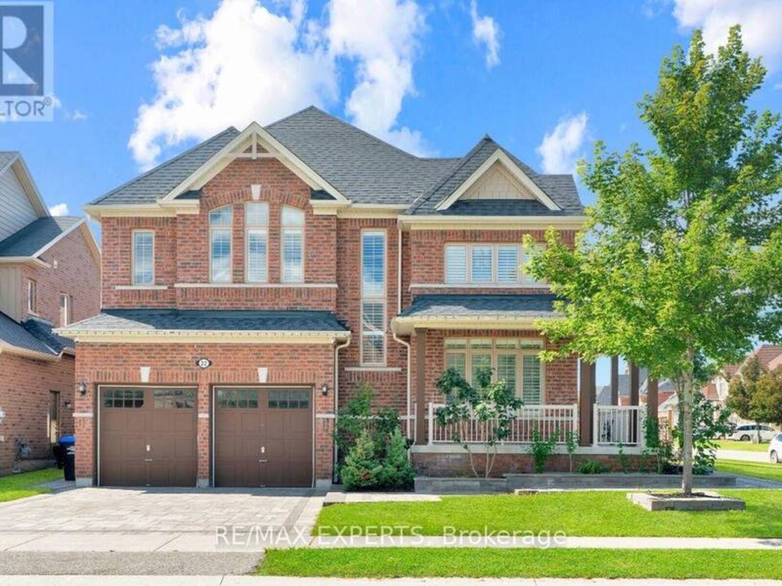 22 TRAVERS GATE, Barrie, Ontario L9X 0S8
