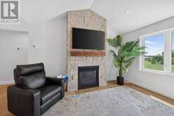 33 MONTURE STREET N | Cayuga Ontario | Slide Image Eight