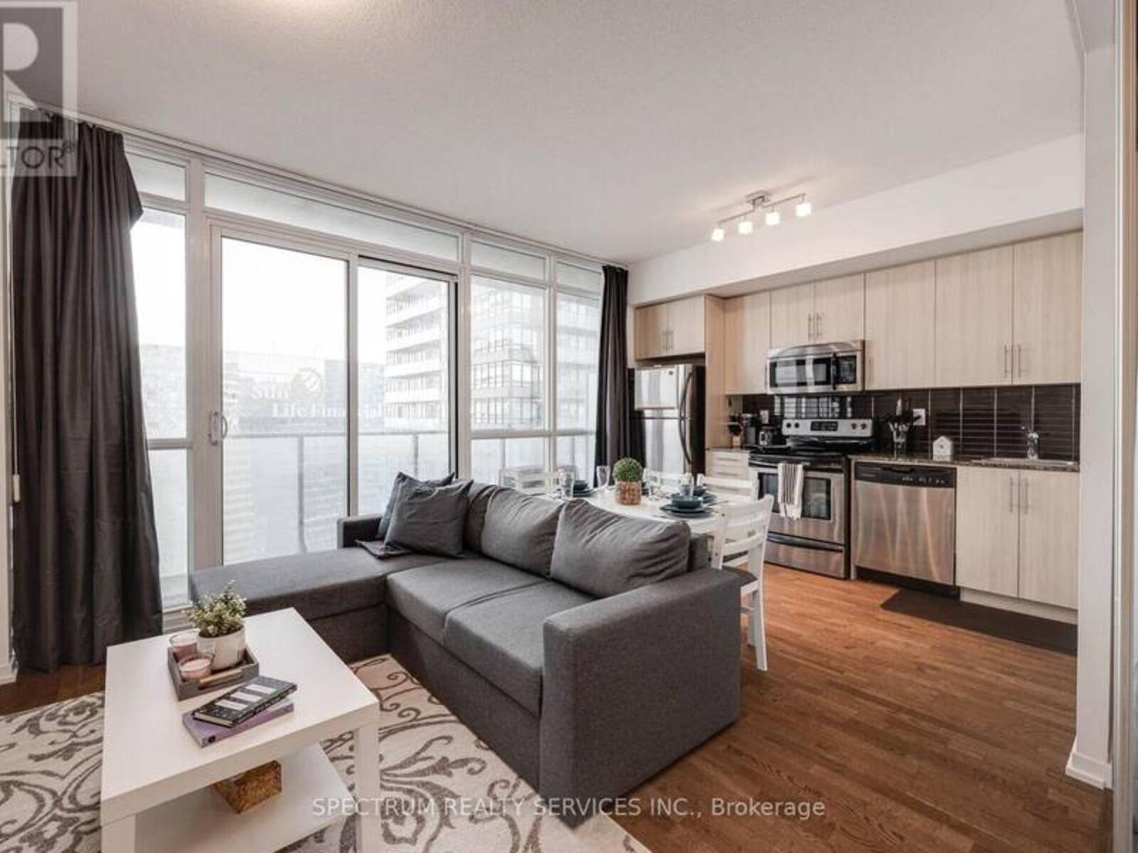 4511 - 65 BREMNER BOULEVARD, Toronto, Ontario M5J 0A6