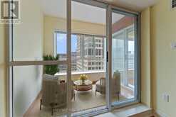 1610 - 889 BAY STREET | Toronto Ontario | Slide Image Sixteen