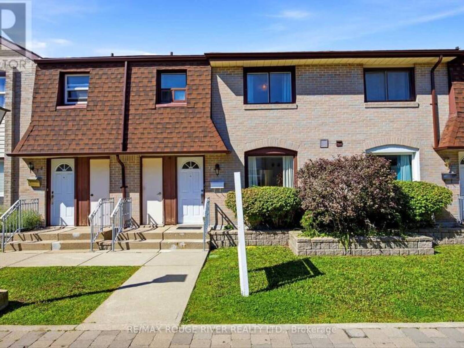 76 - 21 LIVONIA PLACE, Toronto, Ontario M1E 4W5