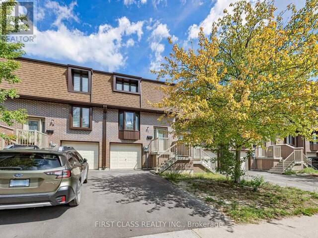 7 - 11 PLAISANCE ROAD Richmond Hill Ontario, L4C 5H1 - 3 Bedrooms Condo For Sale